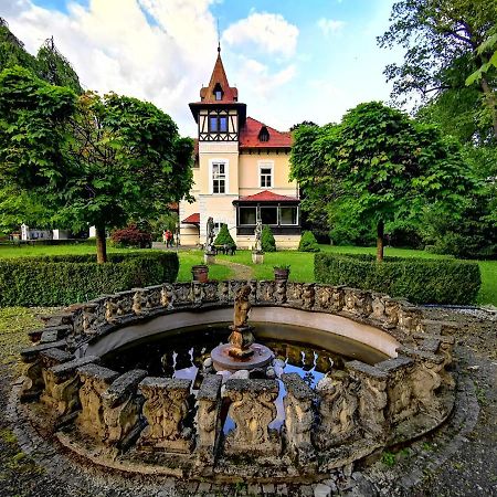 トローファイアッハ Gloegglhof Bed & Breakfast エクステリア 写真