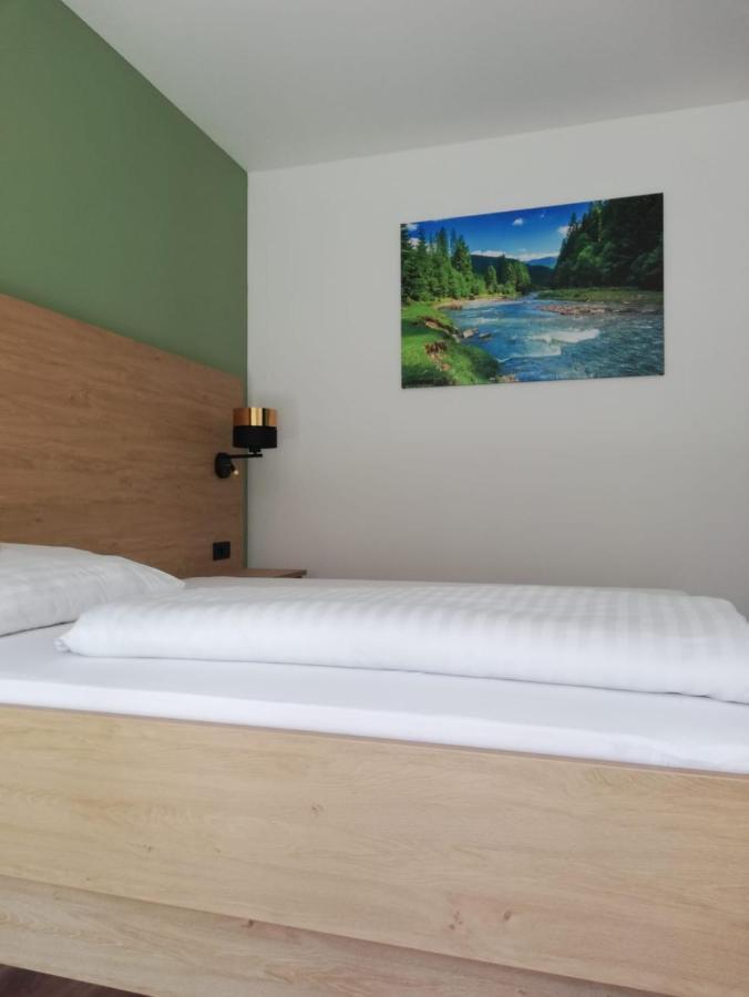 トローファイアッハ Gloegglhof Bed & Breakfast エクステリア 写真